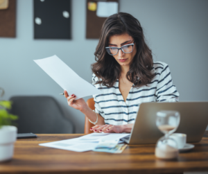 Estratégias para solicitar um empréstimo sem afetar sua renda